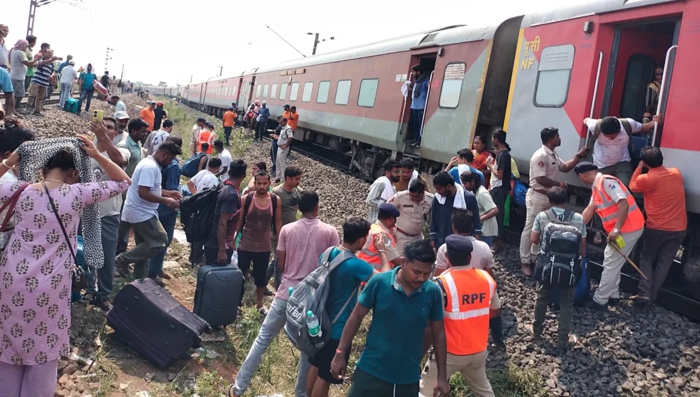 11 carriages of an express train headed for Guwahati derail in Odisha, killing one person.