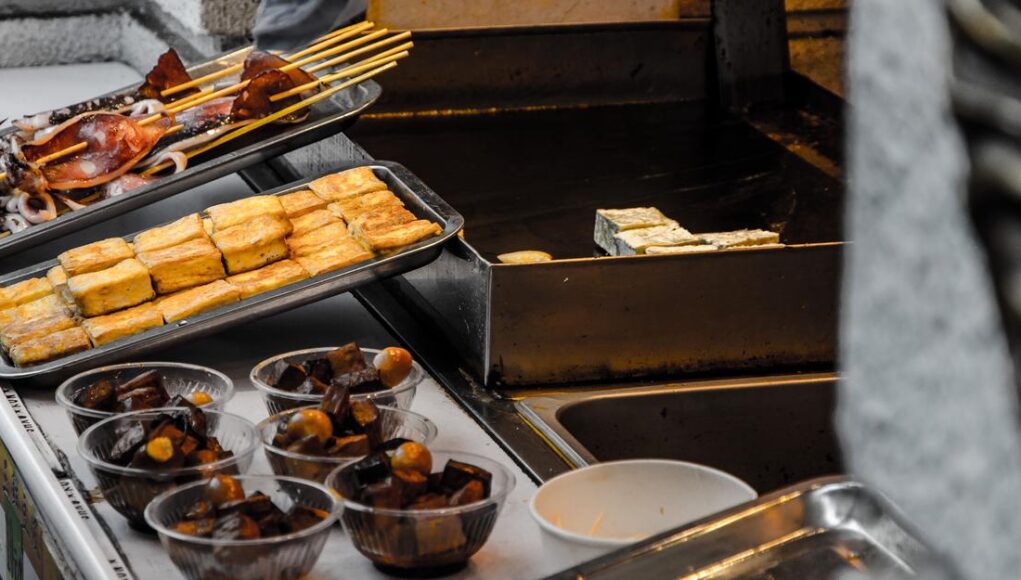 The Greatest Food Trail in India: 8 Places Every Serious Foodie Must Visit
