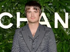 At Paris Fashion Week, Stranger Things star Joe Keery looks dapper in a well-tailored suit. At Paris Fashion Week, Stranger Things star Joe Keery looks dapper in a well-tailored suit.