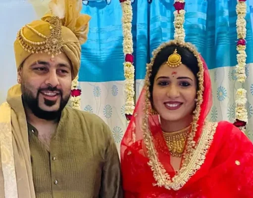 In a private ceremony, Badshah marries Punjabi actress Isha Rikhi.