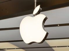 Apple is simultaneously preparing two new ultra-devices: a high-end MacBook and a foldable iPhone.