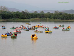 How clean and well-maintained are the lakes in Chandigarh?