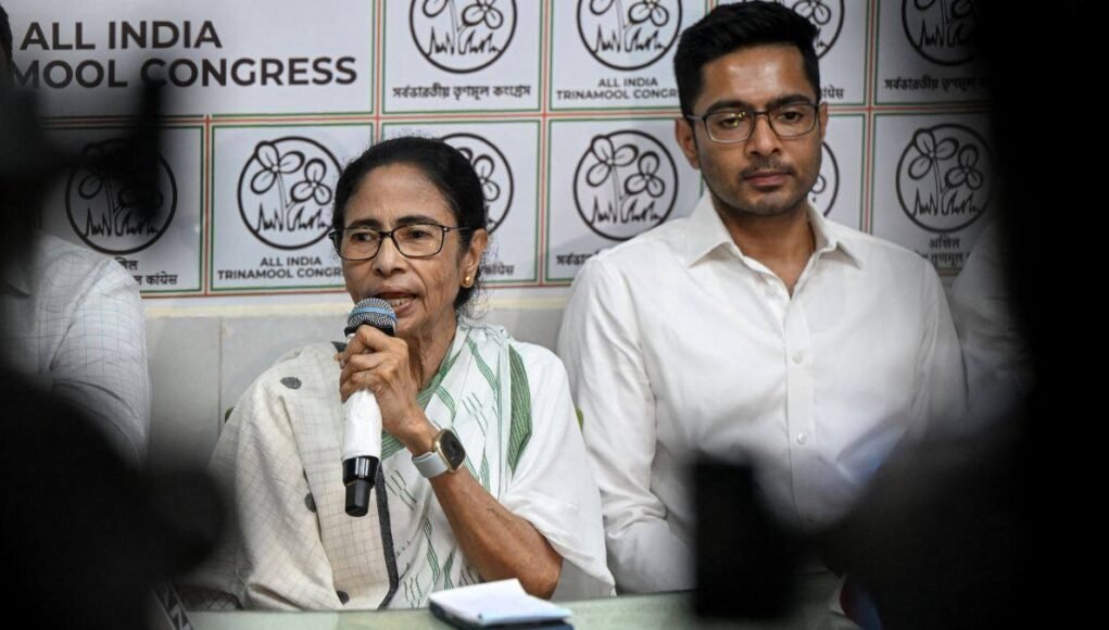 Will ‘rebel’ TMC MLAs split Mamata Banerjee’s party?