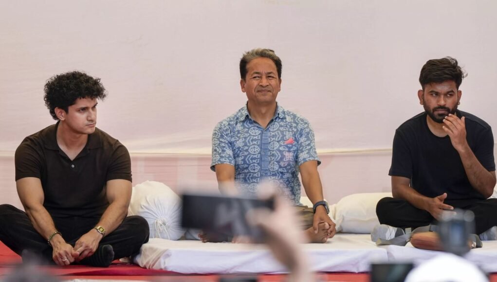 On eleventh day of protest on Tuesday, CJP founder Abhijeet Dipke has alleged that due to  heavy police deployment and restrictions on the entry of supporters to the protest site, the strength is getting affected.