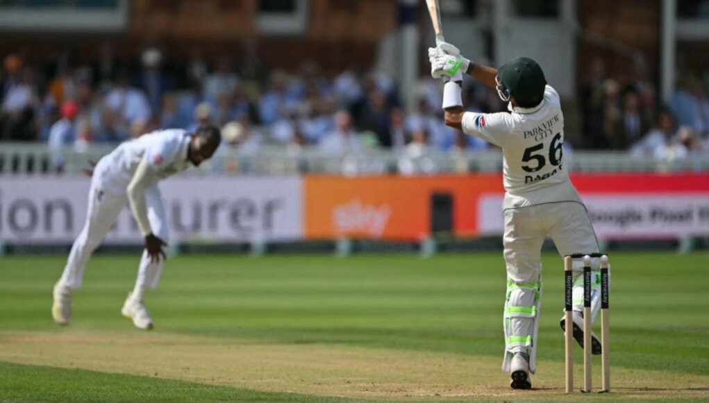 Babar Azam Left Clueless After Jofra Archer’s Brutal Bouncer In 2nd Test, Gets Trolled
