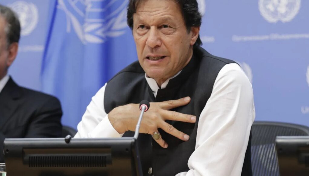 Sunil Gavaskar And Kapil Dev Among 21 Ex-Captains Appealing For Imran Khan’s Treatment