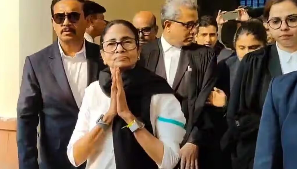 ‘Don’t give up as yet, will win after Sun sets’: Mamata’s video message to TMC workers in Bengal ‘Don’t give up as yet, will win after Sun sets’: Mamata’s video message to TMC workers in Bengal
