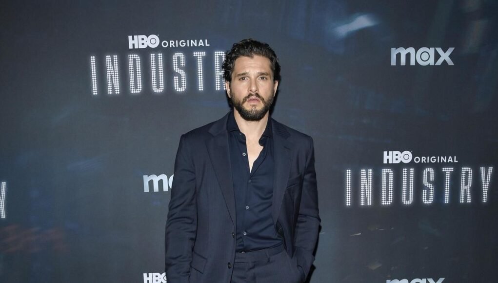 Kit Harington replaces Nicholas Hoult as Gilderoy Lockhart in HBO’s ‘Harry Potter’ Kit Harington replaces Nicholas Hoult as Gilderoy Lockhart in HBO’s ‘Harry Potter’