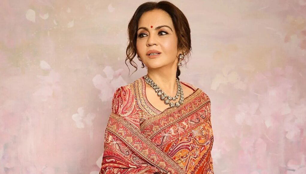 Nita Ambani spotlights Kashmiri craftsmanship at the inauguration of Shiv Mandir in Gir, styles it with rare Golconda diamonds | Fashion News