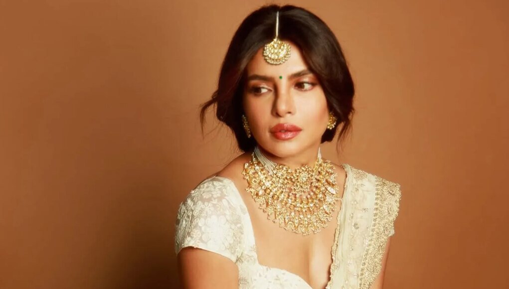 ‘Welcome back, Desi Girl!’: Priyanka Chopra’s first look as Mandakini in SS Rajamouli’s Varanasi breaks the internet | Fashion News ‘Welcome back, Desi Girl!’: Priyanka Chopra’s first look as Mandakini in SS Rajamouli’s Varanasi breaks the internet | Fashion News