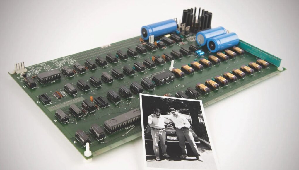 As AI grips world, the thrill of collecting vintage computers is growing | Technology News