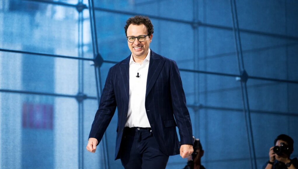 Anthropic’s Dario Amodei defends AI warnings, says public backlash reflects ‘crisis in trust’ | Technology News Anthropic’s Dario Amodei defends AI warnings, says public backlash reflects ‘crisis in trust’ | Technology News