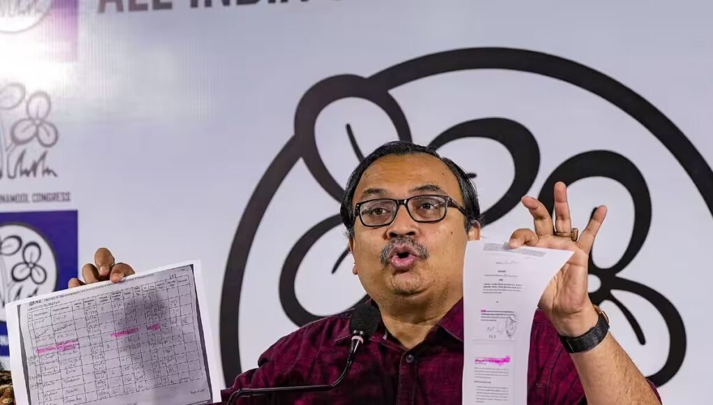 Cost of praising a BJP leader? TMC removes Kunal Ghosh as Bengal general secretary Cost of praising a BJP leader? TMC removes Kunal Ghosh as Bengal general secretary