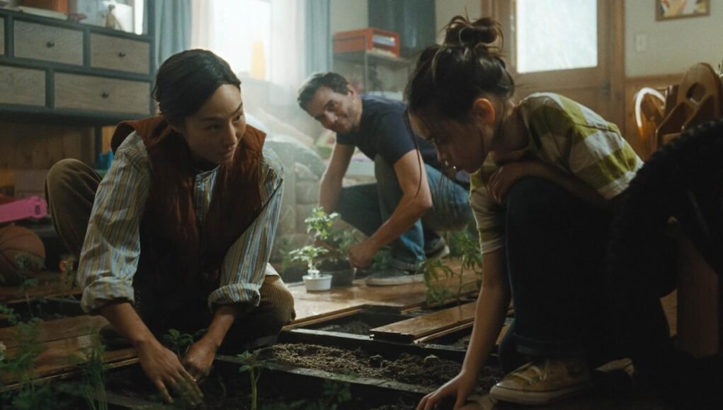 ‘The Last House’ movie review: Wagner Moura and Greta Lee are housebound by incuriosity