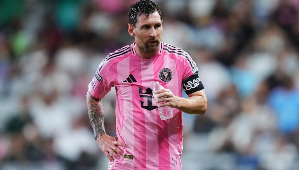 Lionel Messi Returns To Action Amid Retirement Speculation After Father’s Death Lionel Messi Returns To Action Amid Retirement Speculation After Father’s Death