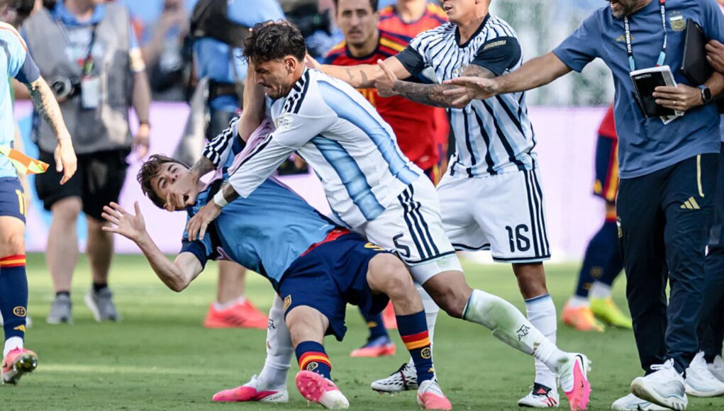 Argentina’s Leandro Paredes Breaks Silence On 10-Game Ban Over FIFA World Cup Final Brawl Argentina’s Leandro Paredes Breaks Silence On 10-Game Ban Over FIFA World Cup Final Brawl