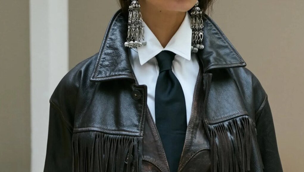 ‘You mean stole’: Ralph Lauren faces backlash over South Asian jhumkas at Paris Fashion Week | Fashion News ‘You mean stole’: Ralph Lauren faces backlash over South Asian jhumkas at Paris Fashion Week | Fashion News