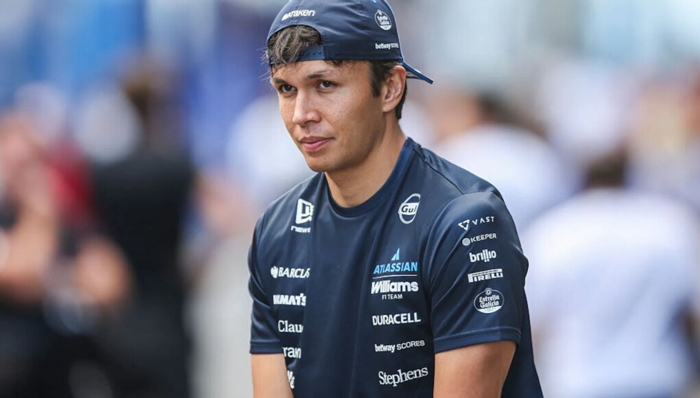 F1’s Alex Albon Re-Signs With Williams For 2027