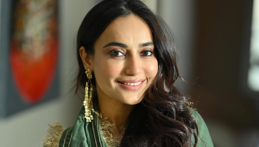 ‘Main jitna samaan dump kar deti hun…it can pass off as a general store’: Inside ‘Qubool Hai’ star Surbhi Jyoti’s bag | Fashion News ‘Main jitna samaan dump kar deti hun…it can pass off as a general store’: Inside ‘Qubool Hai’ star Surbhi Jyoti’s bag | Fashion News