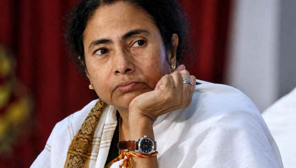 Police freeze 3 bank accounts of TMC with ₹440 crore