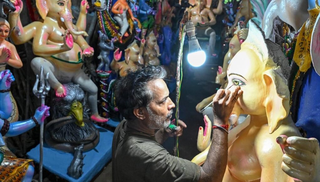 West Bengal idolmakers shape Ganesha idols in Visakhapatnam ahead of Ganesh Chaturthi West Bengal idolmakers shape Ganesha idols in Visakhapatnam ahead of Ganesh Chaturthi