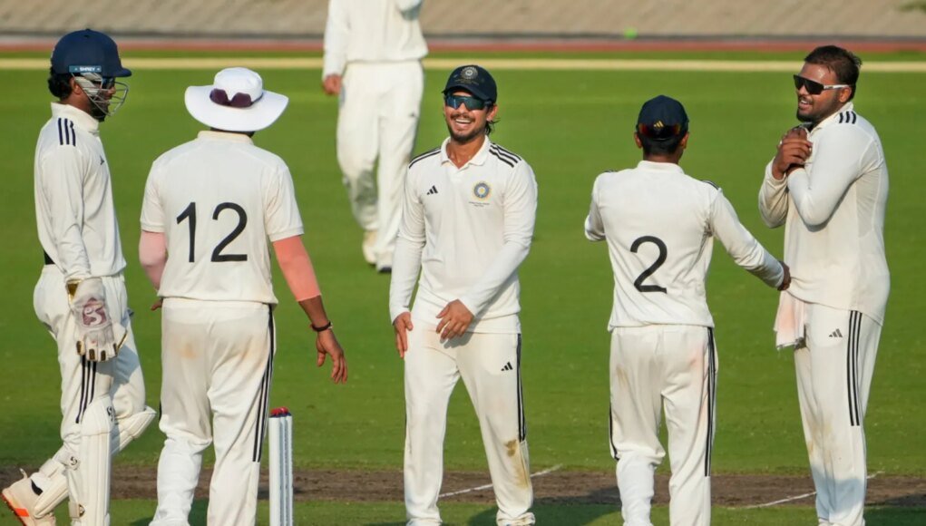 Duleep Trophy Final LIVE Score, East Zone vs South Zone Day 4: Tilak Varma Key As South Zone Fight To Stay Alive Duleep Trophy Final LIVE Score, East Zone vs South Zone Day 4: Tilak Varma Key As South Zone Fight To Stay Alive
