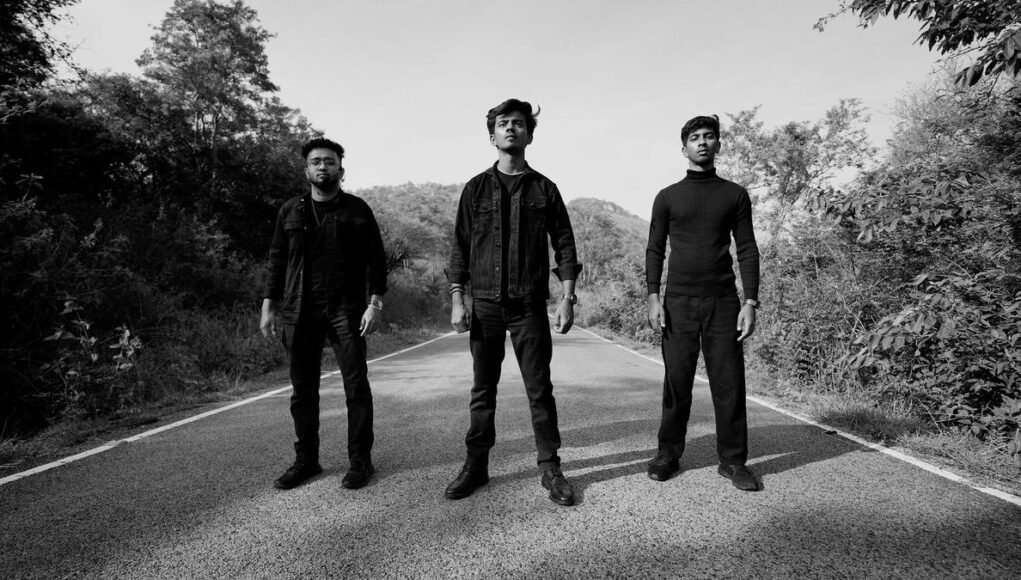 Kannada indie musicians Ashwin Mandoth and Vivek Kiran to release ‘Neenillade’ Kannada indie musicians Ashwin Mandoth and Vivek Kiran to release ‘Neenillade’