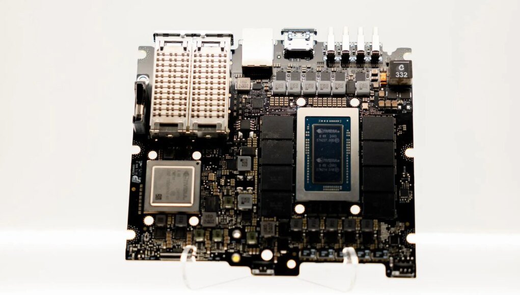 How a blacklisted Chinese tech giant kept buying America’s best AI chips | Technology News How a blacklisted Chinese tech giant kept buying America’s best AI chips | Technology News