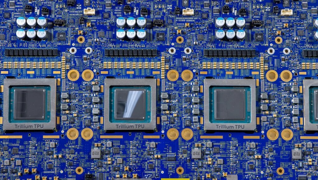 China’s CXMT says new memory-chip platform enters mass production | Technology News