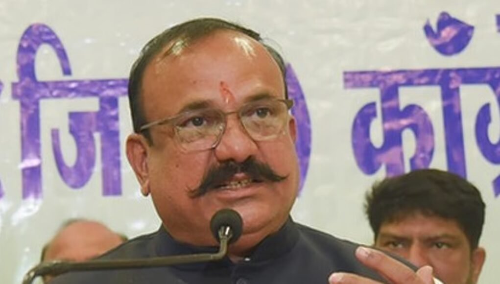 Maha Congress demands drought declaration, Rs 50,000 per hectare aid for farmers Maha Congress demands drought declaration, Rs 50,000 per hectare aid for farmers