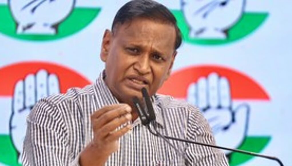 Congress questions late-night demolition of Madina Mosque in Delhi