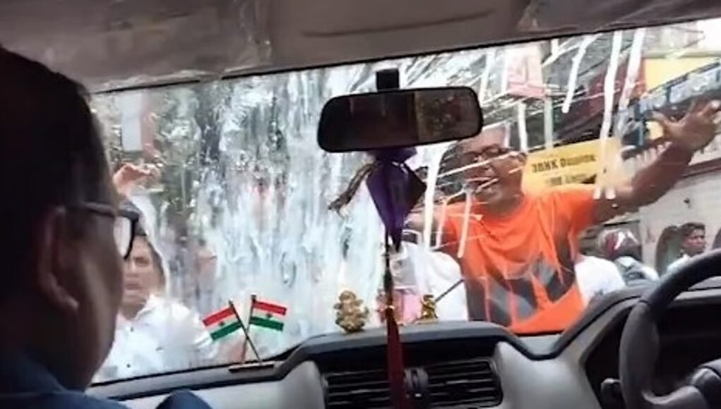Mamata alleges ‘house arrest’ as Kunal Ghosh’s car is attacked ahead of Serampore rally
