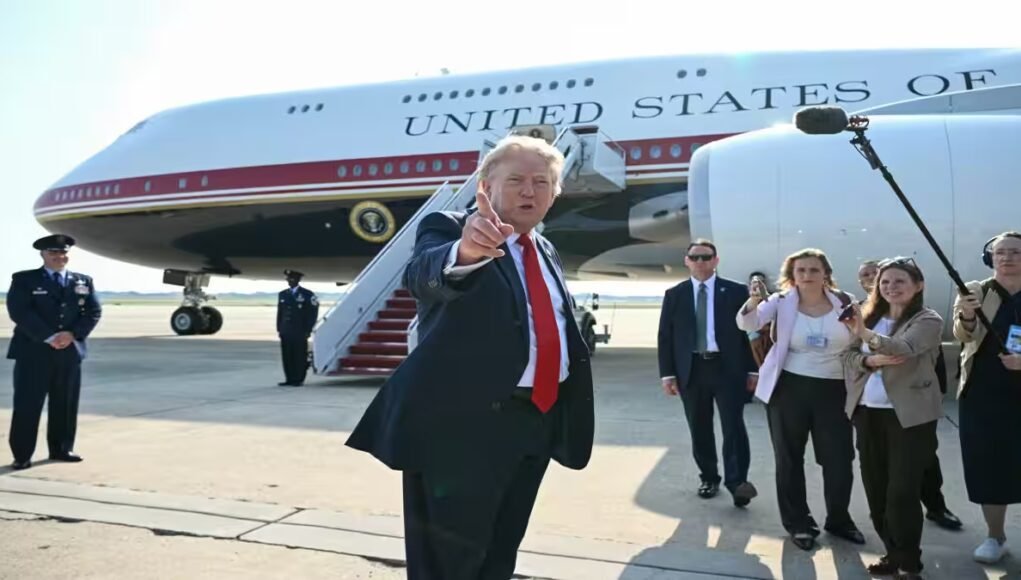 Crypto billionaires pour  million into US politics as midterm battle heats up
