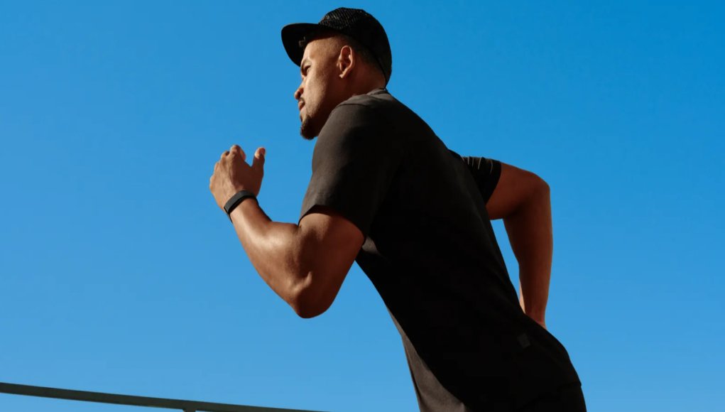 Google brings Fitbit Air, a Whoop-like screen-free fitness tracker, to India | Technology News Google brings Fitbit Air, a Whoop-like screen-free fitness tracker, to India | Technology News