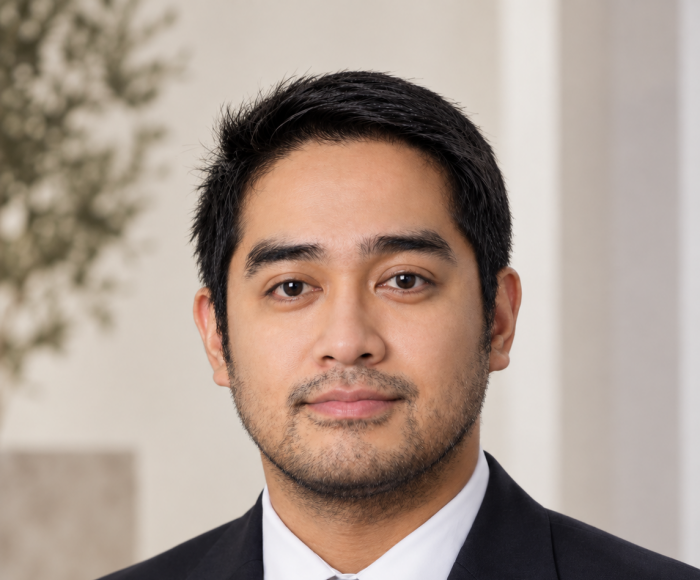 Polished_Corporate_Portrait_of_a_Professional_Man-700x840.png