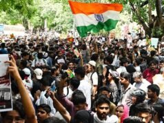 Govt blocks Bitchat, but determined users can still bypass the ban