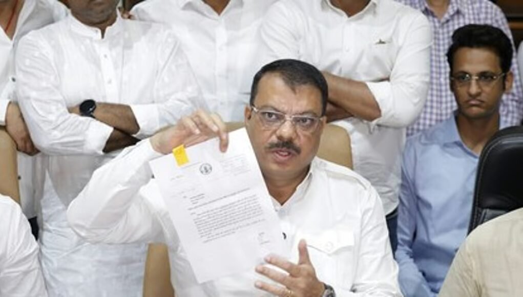 Congress seeks answers on missing records and delays in Indore water tragedy