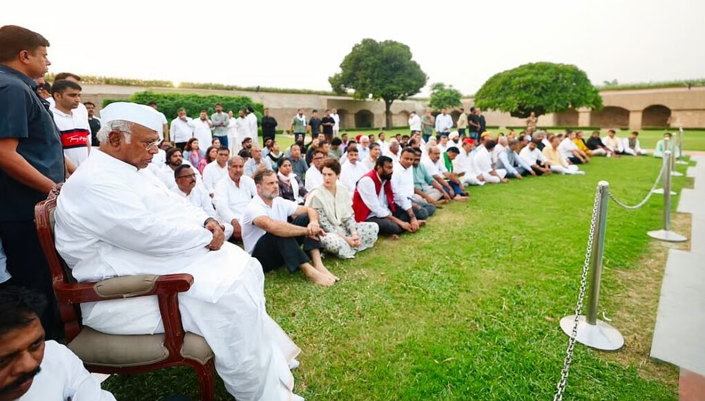 INDIA bloc keeps up pressure on CEC, says ‘vote chori’ protest to continue